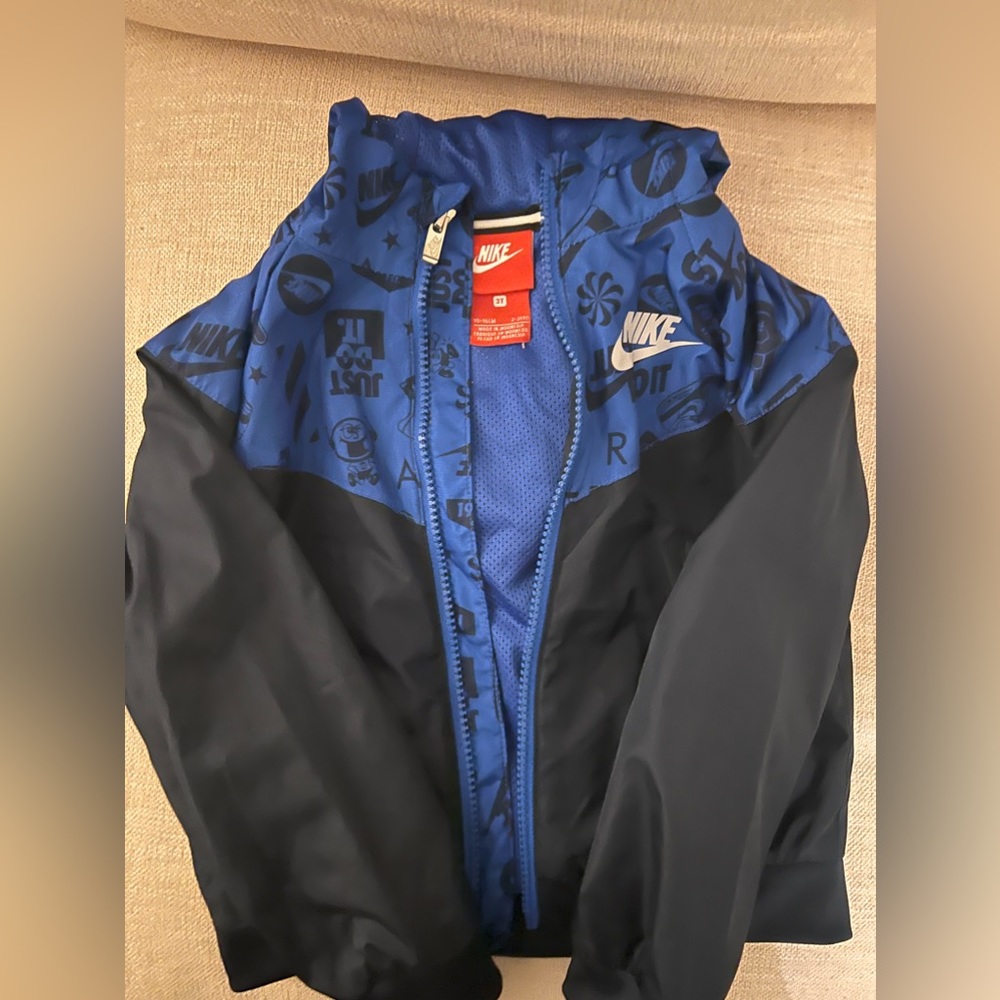 Nike Boys Windbreaker Size 3T